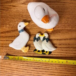 Bundle of vintage ducks / goose